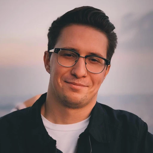 Mike Avdeev