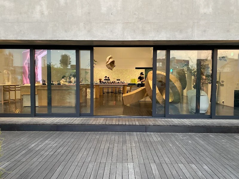GENTLE MONSTER HAUS NOWHERE DOSAN