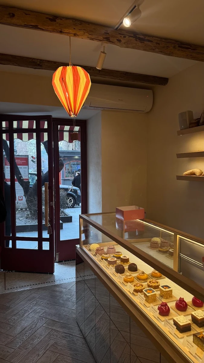 Juno Bakery